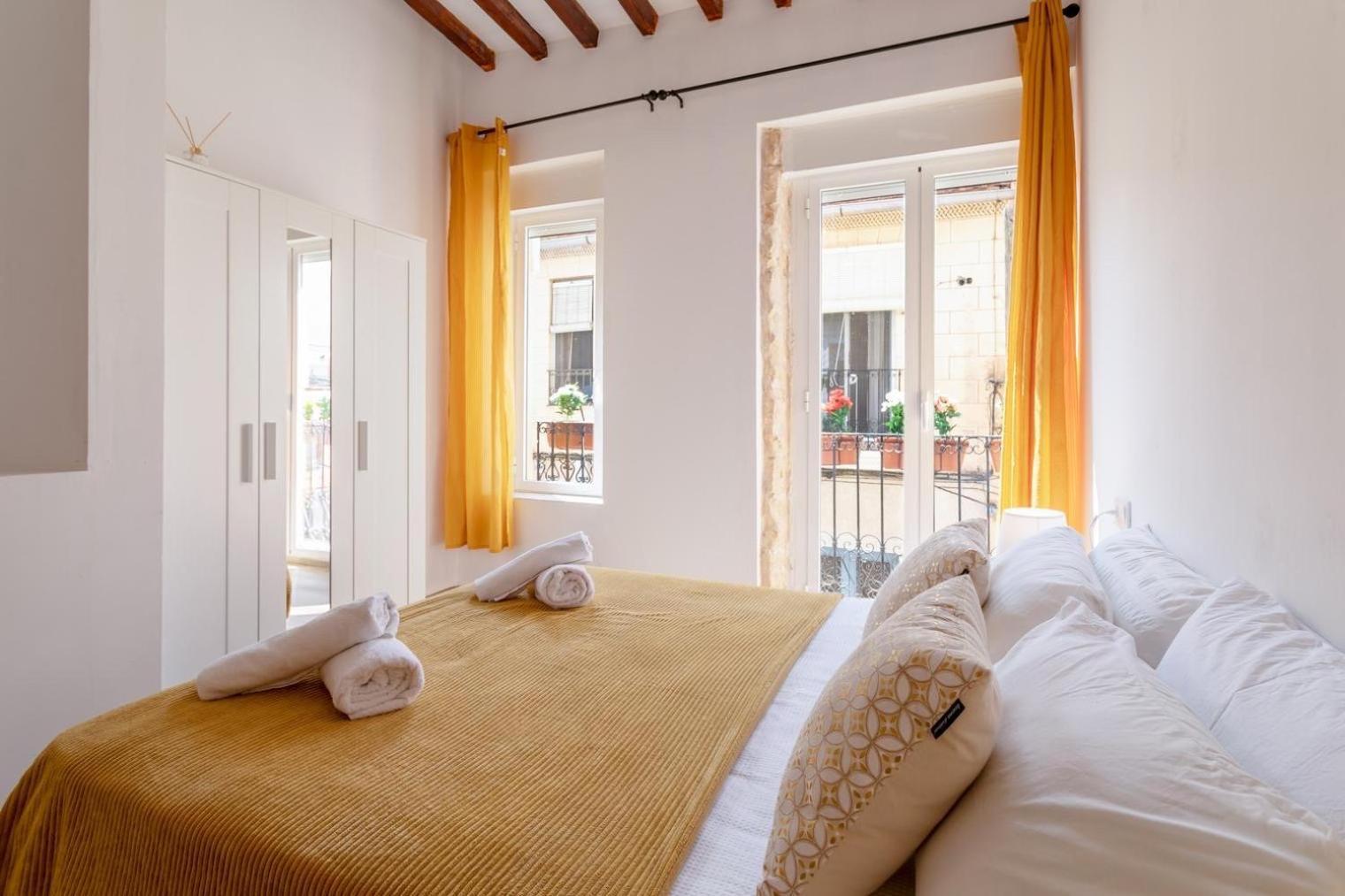 Bel Appartement Rustique Au Coeur D'Alicante Exterior photo